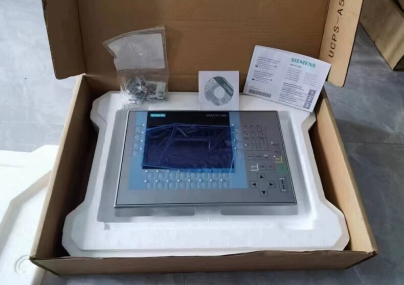 Siemens 6AG1124-1GC01-4AX0 Серия KP