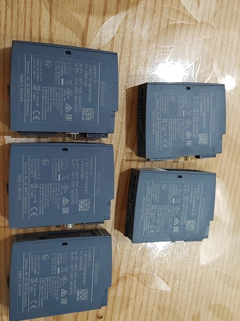 Siemens 6ES7132-6BD20-0CA0 Модуль ET-200