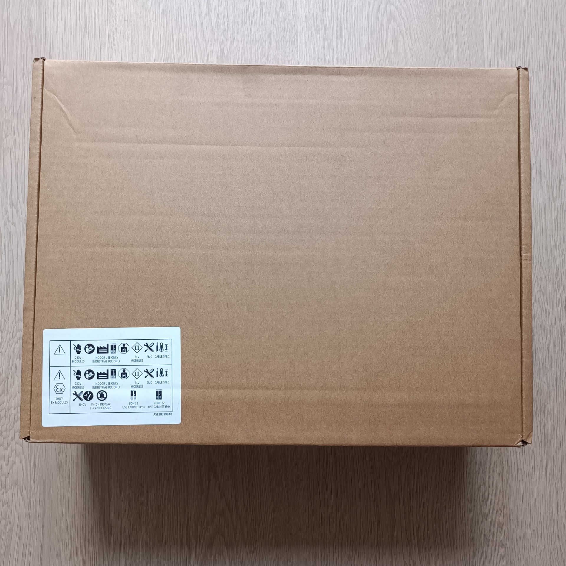 Siemens 6AV2123-3MB32-0AW0 Панели оператора / HMI 3