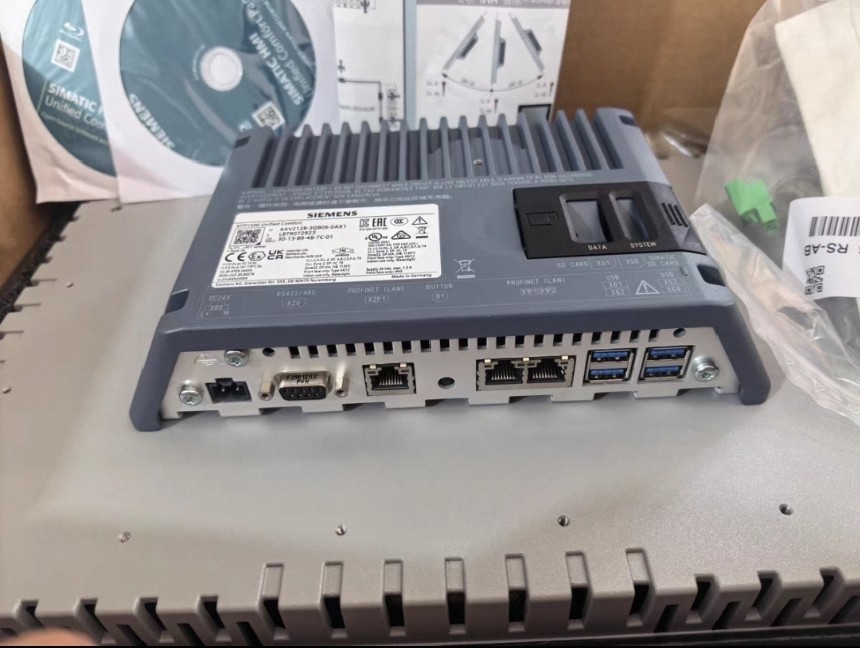 Siemens 6AV2128-3QB06-0AX1 Панели оператора / HMI 3