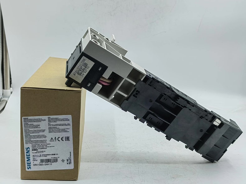 Siemens 3RK1903-0AK10 Модуль ET-200