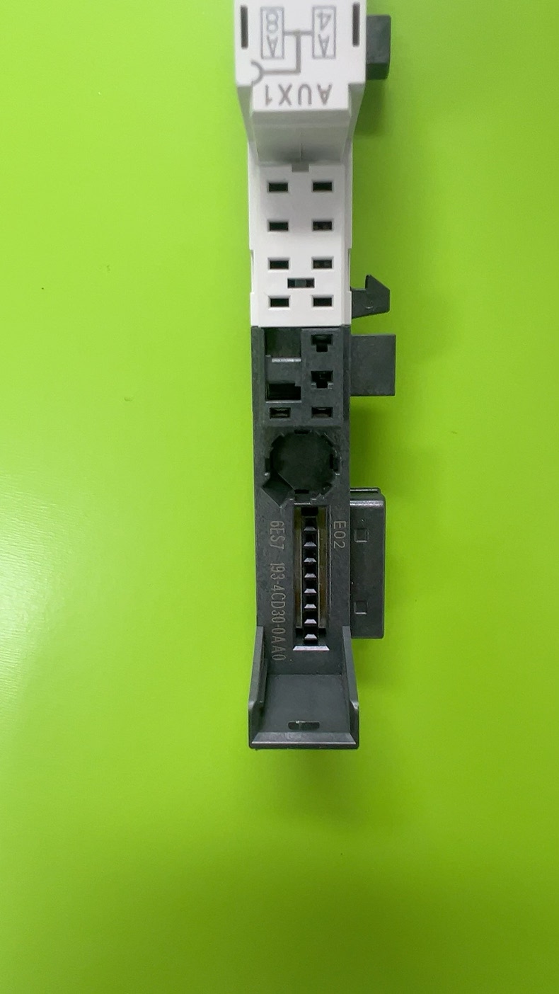 Siemens 6ES7193-4CD30-0AA0 Модуль ET-200 4
