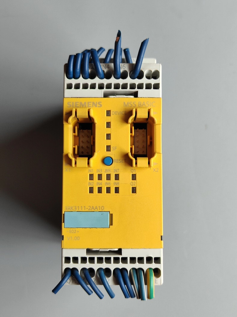 Siemens 3RK3111-2AA10 Модуль