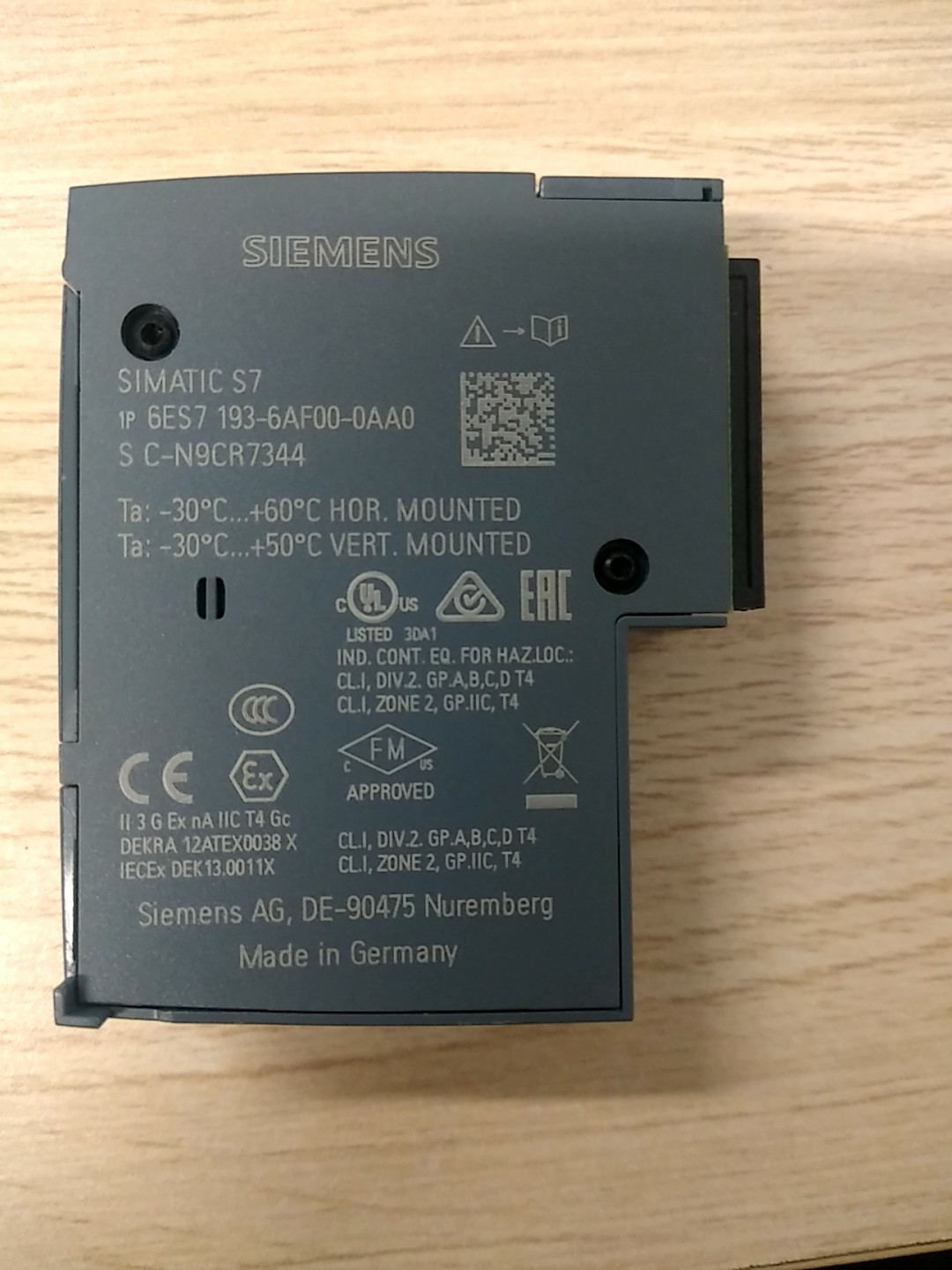 Siemens 6ES7193-6AF00-0AA0 Модуль ET-200