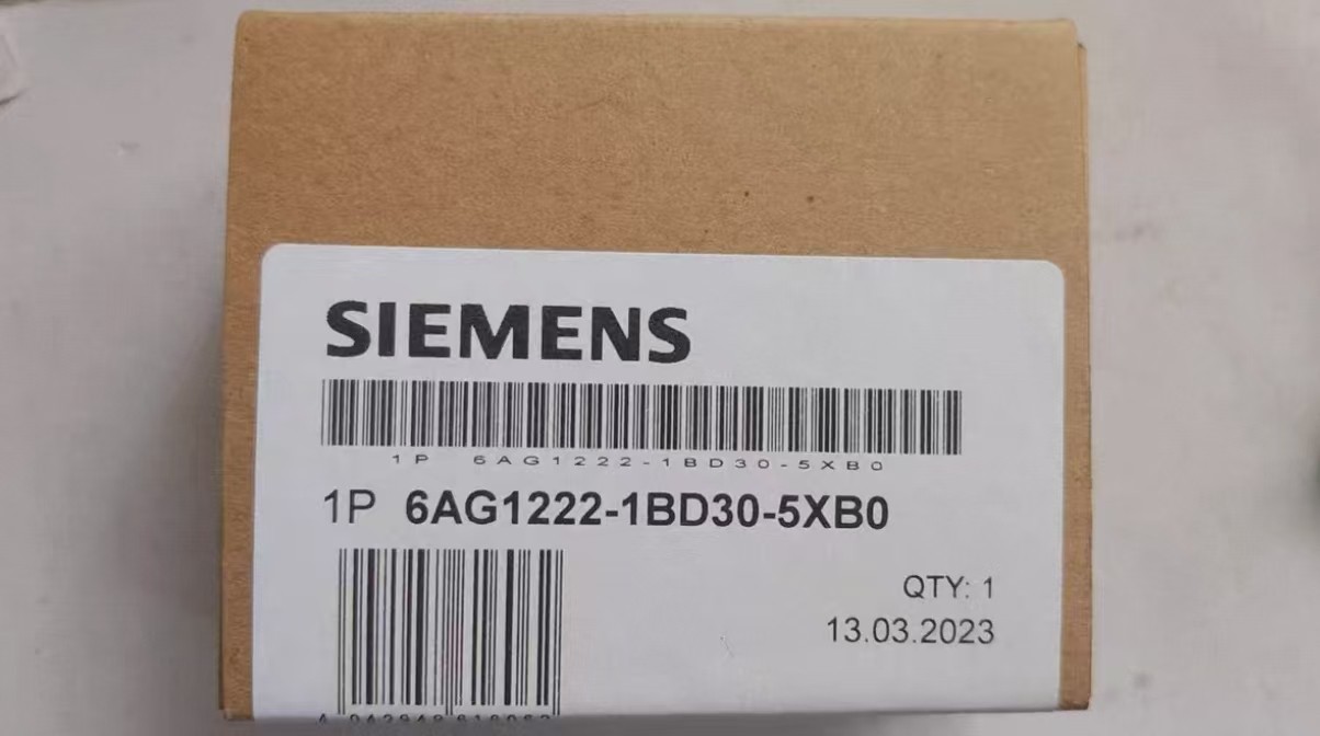 Siemens 6AG1221-3AD30-5XB0 Модуль S7-1200