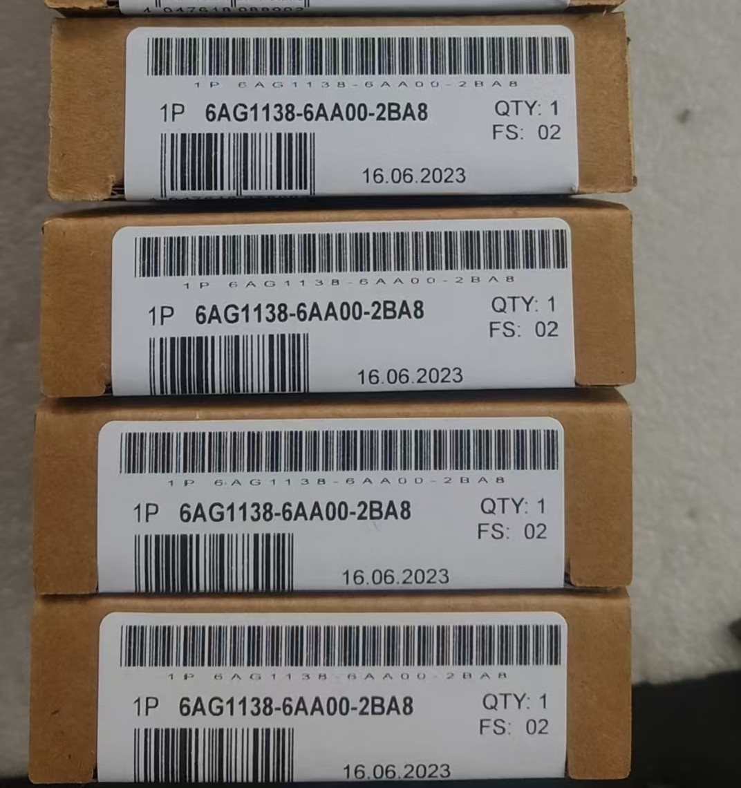 Siemens 6AG1138-6AA00-2BA8 Модуль ET-200