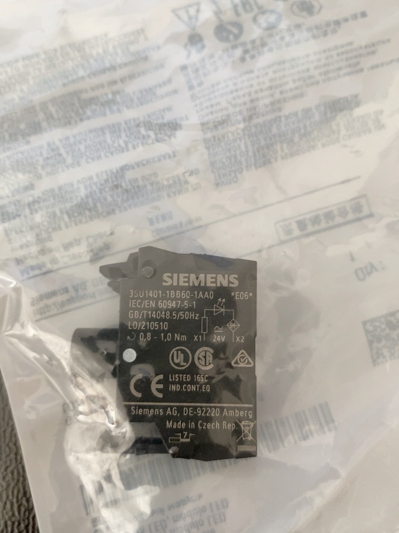 Siemens 3SU1401-1BB60-1AA0 Модуль