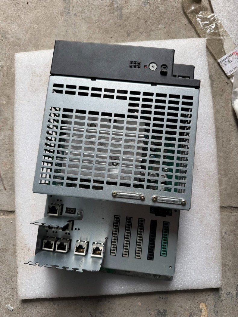 Siemens 6FC5317-4AA00-1CA0 ПЛК / Контроллеры