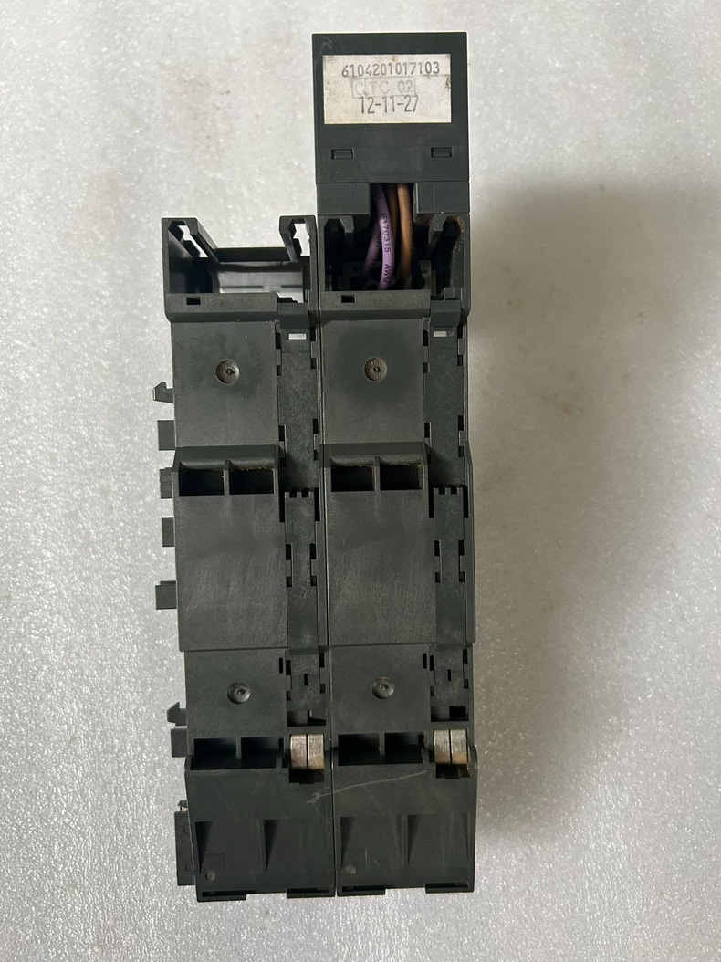 Siemens 3RK1903-0AC00 Модуль ET-200 3
