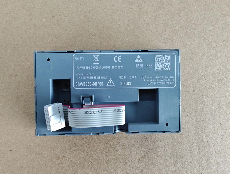 Siemens 3RW5980-0HF00 Панели оператора / HMI 2