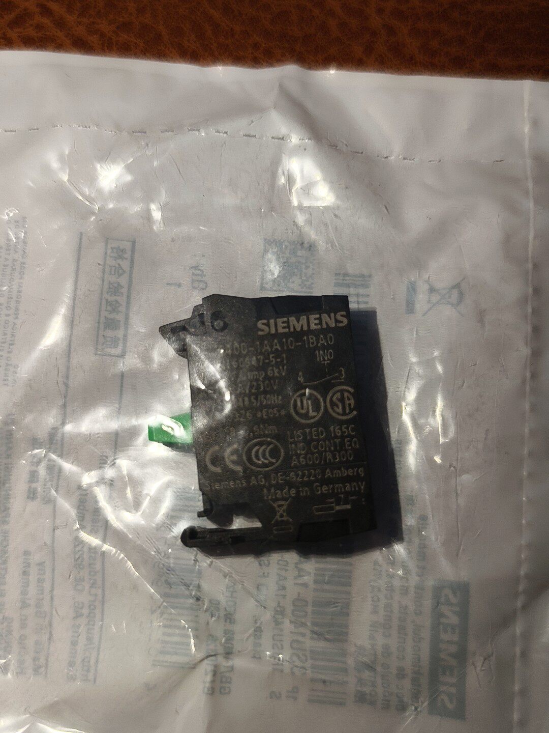 Siemens 3SU1400-1AA10-1BA0 Модуль