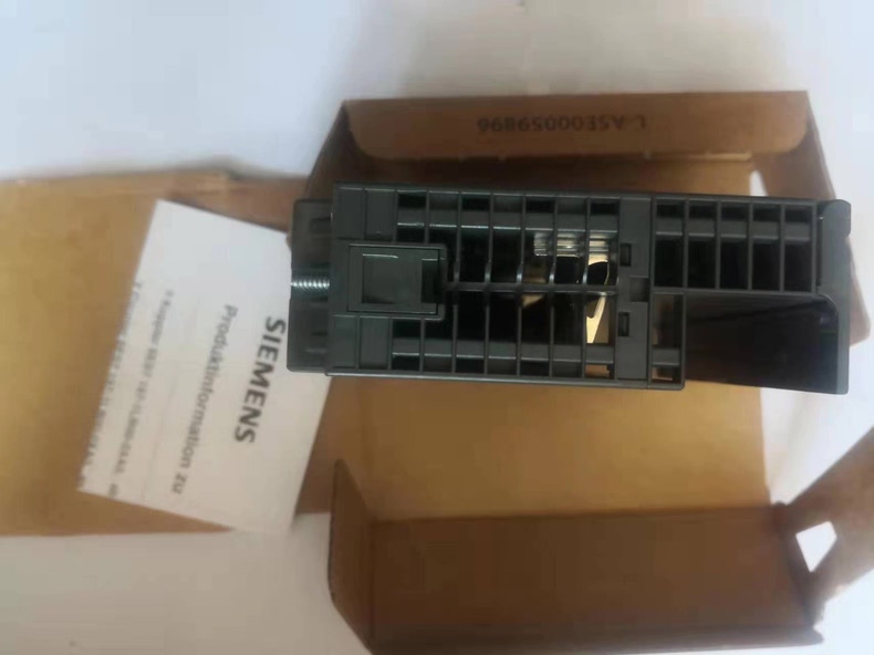 Siemens 6ES7197-1LB00-0XA0 Модуль 4