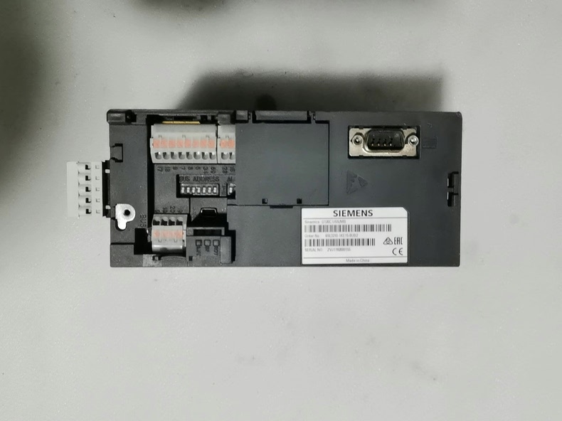 Siemens 6SL3210-1KE15-8UB2 Преобразователь частоты