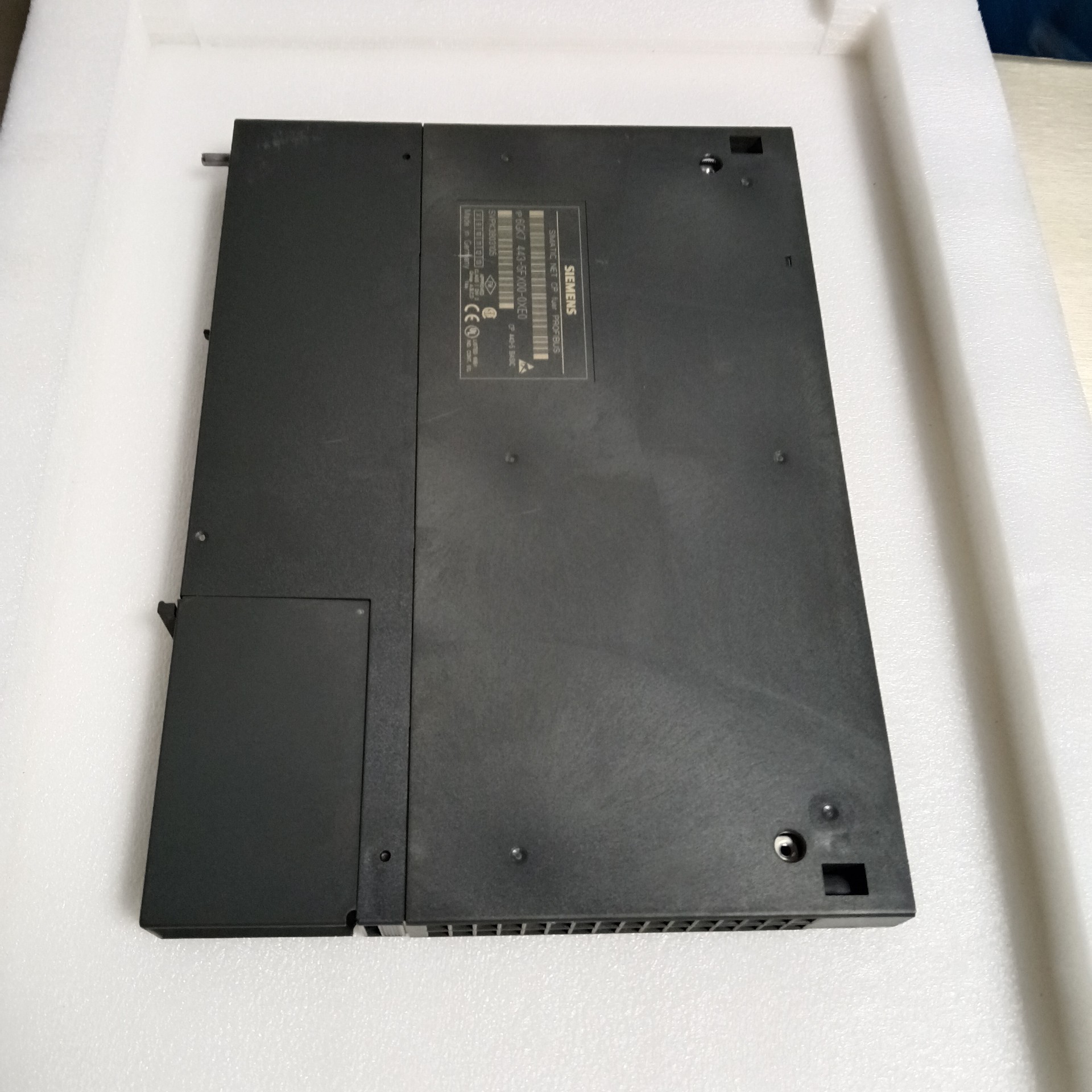 Siemens 6GK7443-5FX00-0XE0 Модуль S7-400 3
