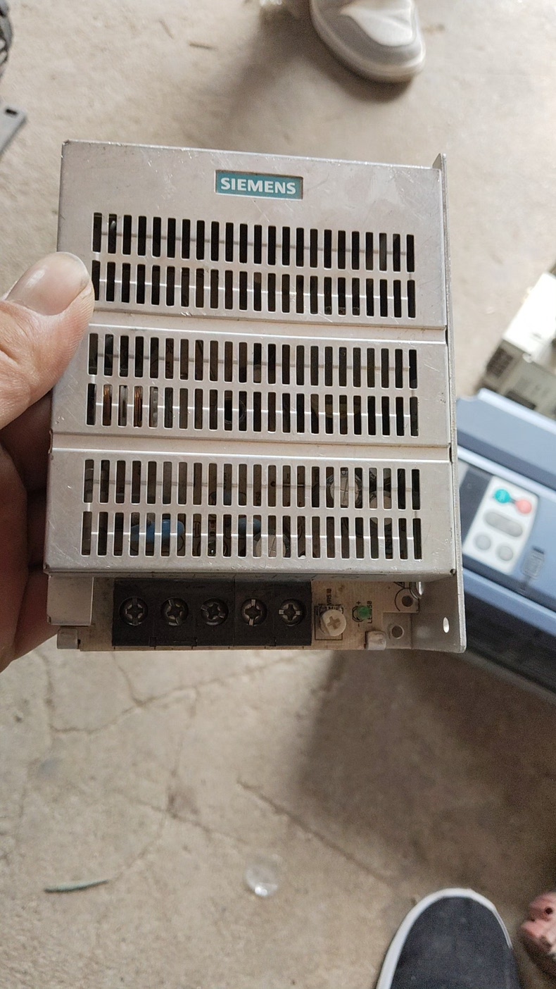 Siemens 6EP1332-1LD00 Источник питания постоянного тока 3