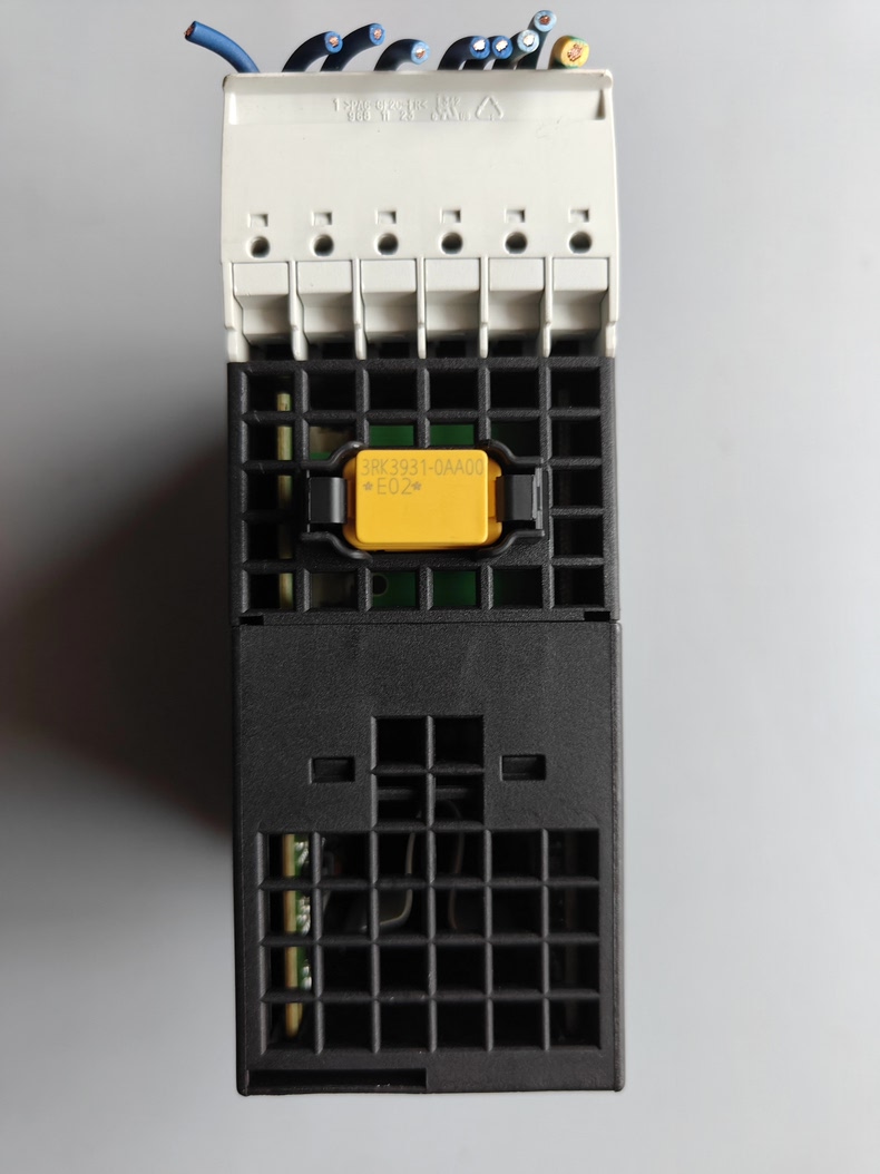 Siemens 3RK3111-2AA10 Модуль 3