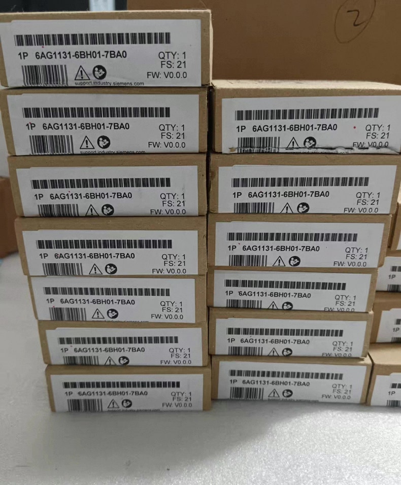 Siemens 6AG1131-6BH01-7BA0 Модуль ET-200