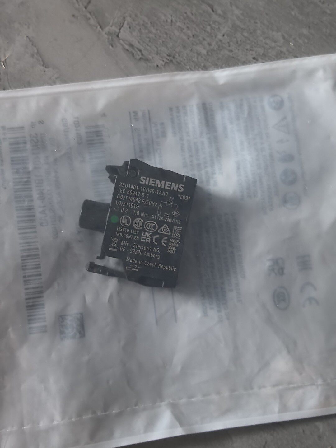 Siemens 3SU1401-1BH40-1AA0 Модуль 2