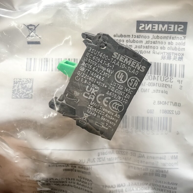 Siemens 3SU1400-1AA10-1LA0 Модуль 2