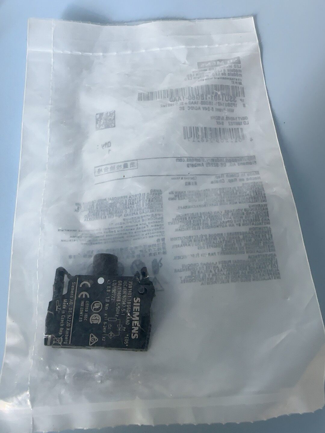Siemens 3SU1401-1BG40-1AA0 Модуль 6