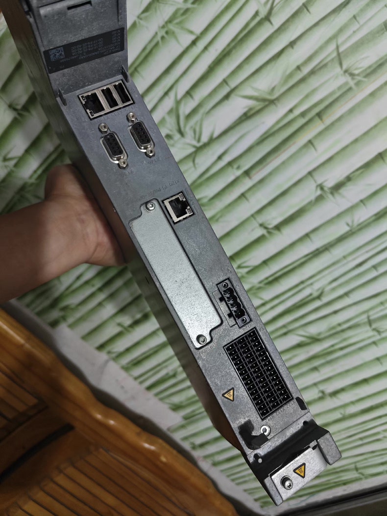 Siemens 6AU1425-2AA00-0AA0 ПЛК / Контроллеры 2