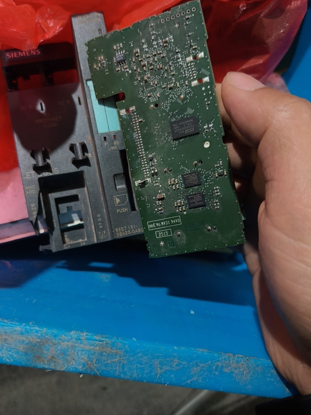 Siemens 6ES7151-3BA23-0AB0 Модуль ET-200 3