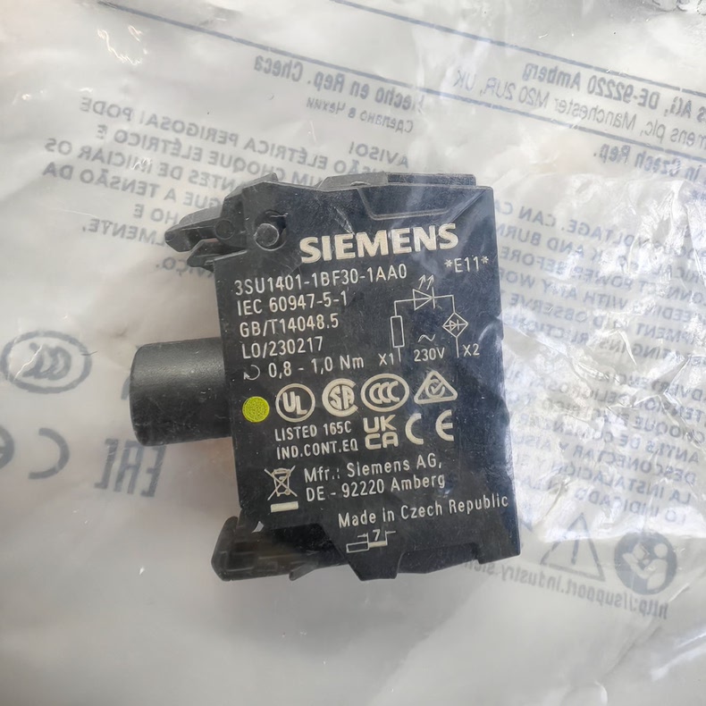 Siemens 3SU1401-1BF30-1AA0 Модуль 2