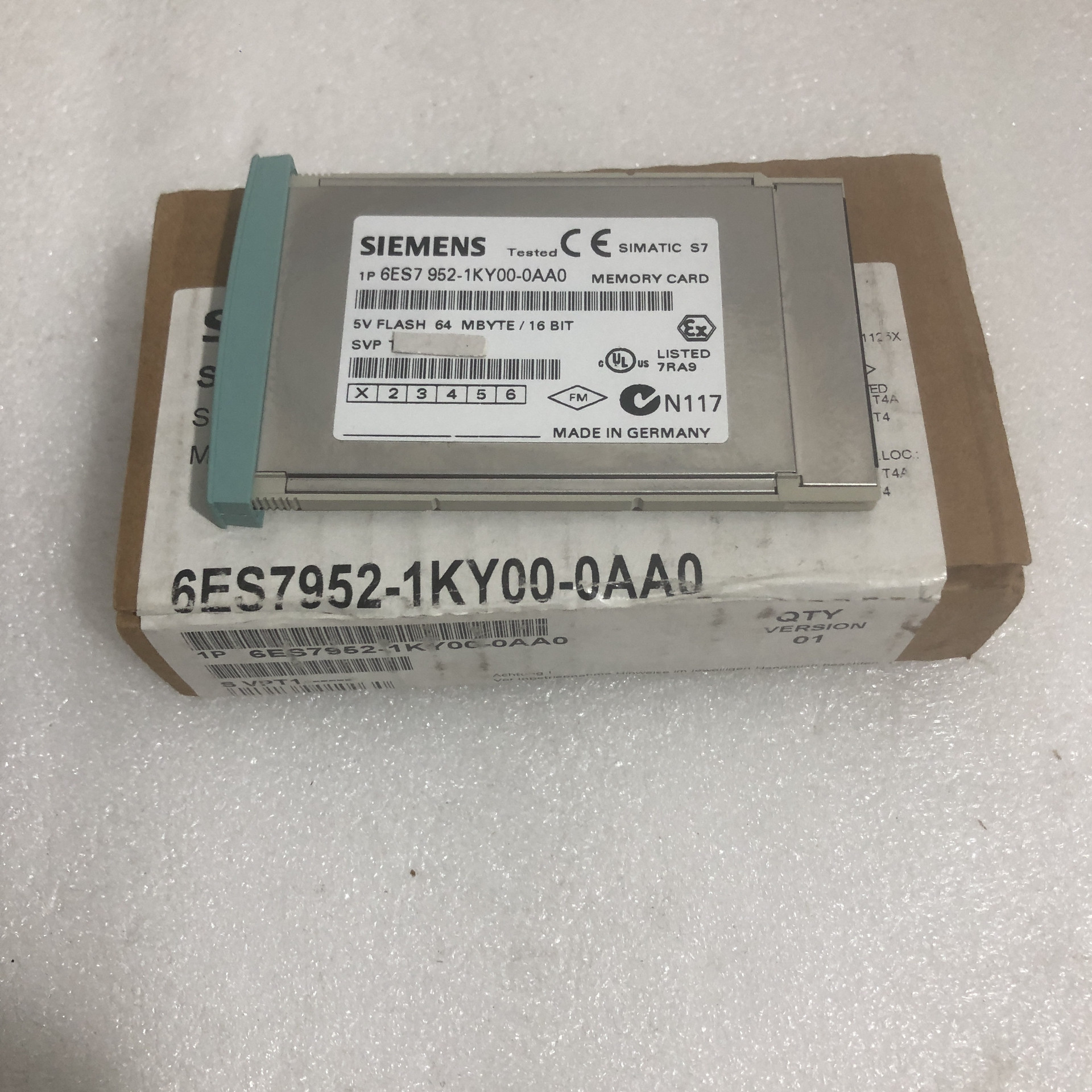 Siemens 6ES7952-1KY00-0AA0 Модуль S7-400 2