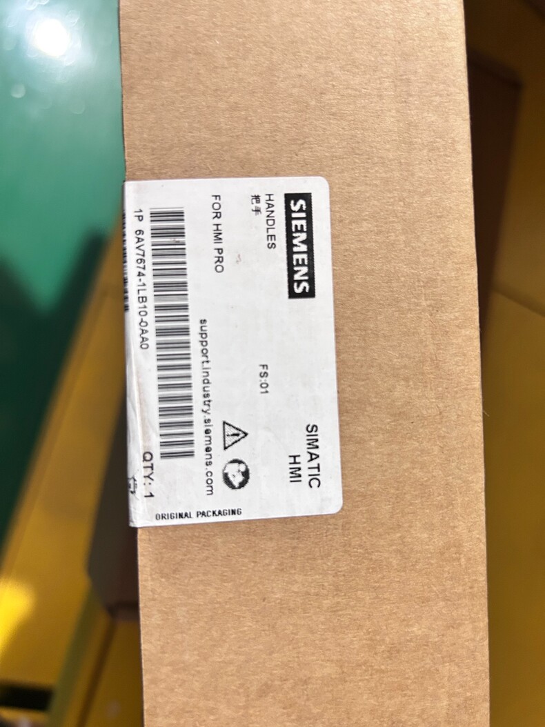 Siemens 6AV7674-1LB10-0AA0 Панели оператора / HMI