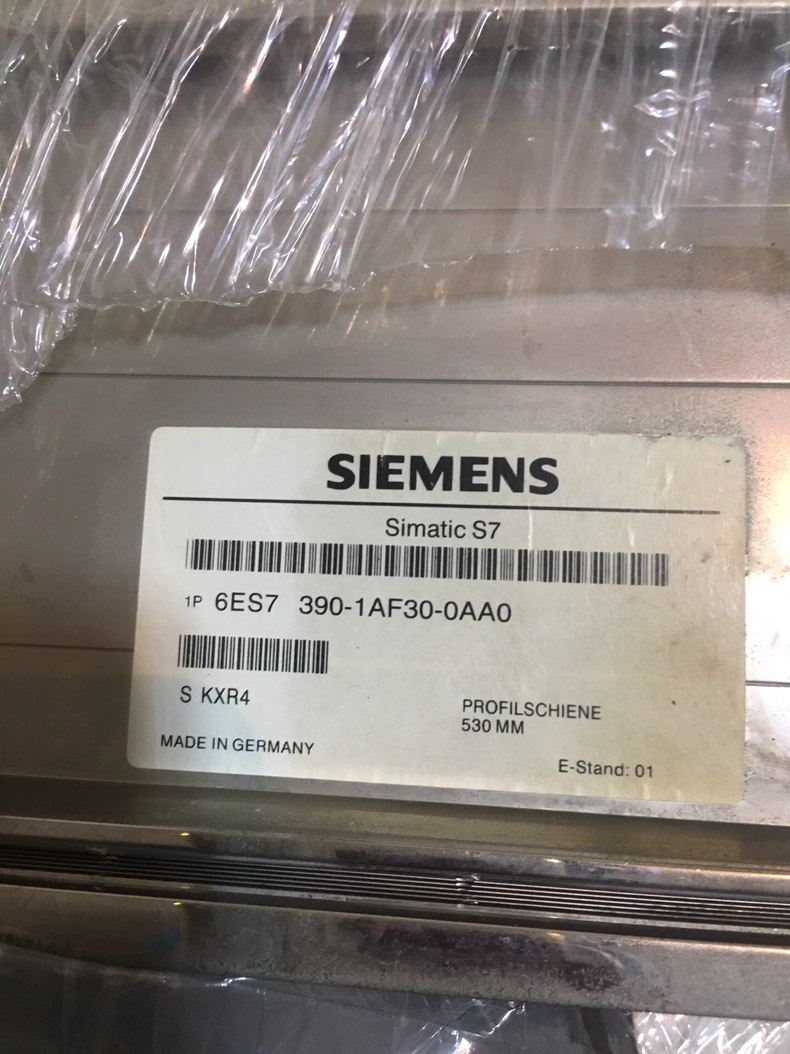 Siemens 6ES7390-1AF30-0AA0 Модуль ET-200
