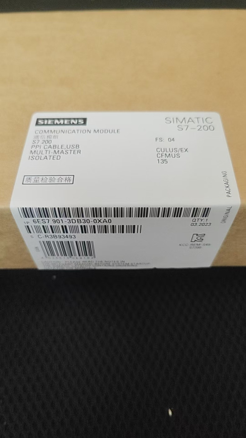 Siemens 6ES7901-3DB30-0XA0 Модуль S7-200