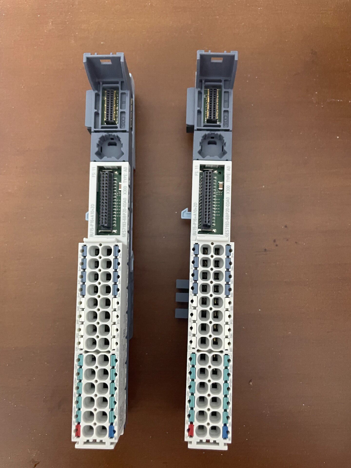Siemens 6ES7193-6BP20-0DA0 Модуль ET-200