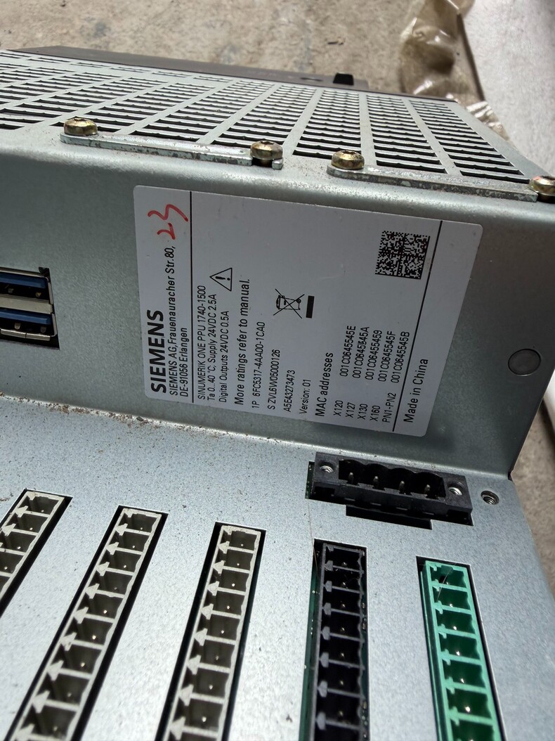 Siemens 6FC5317-4AA00-1CA0 ПЛК / Контроллеры 3
