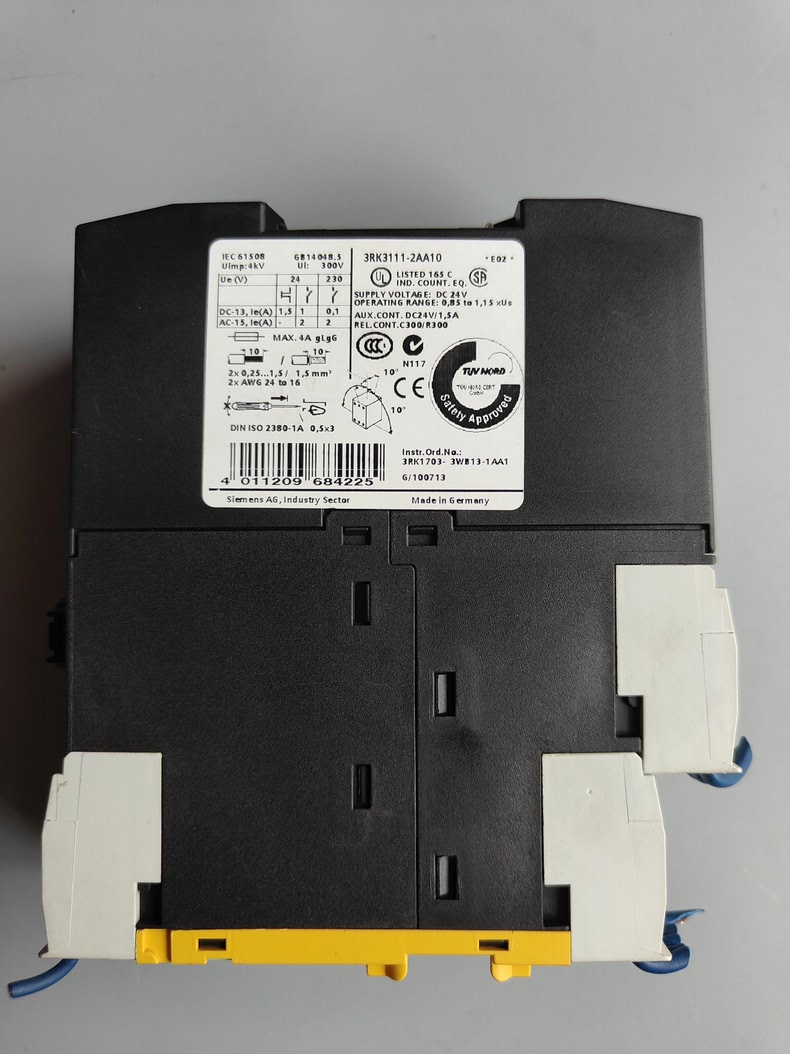 Siemens 3RK3111-2AA10 Модуль 2