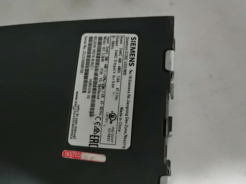 Siemens 6SL3210-1KE15-8UB2 Преобразователь частоты 2