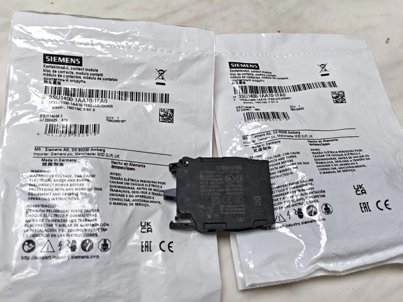 Siemens 3SU1400-1AA10-1FA0 Модуль