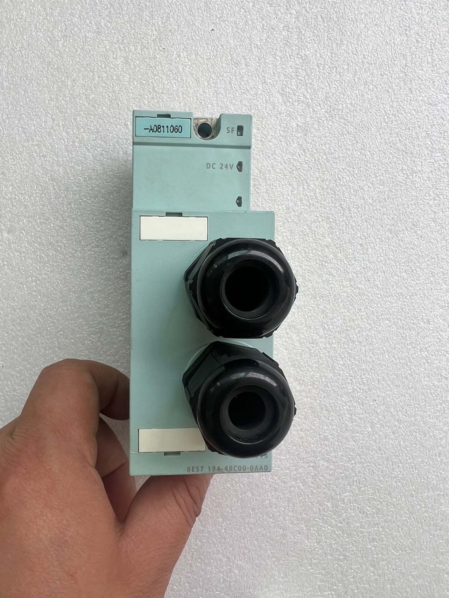 Siemens 6ES7194-4BC00-0AA0 Модуль ET-200 3