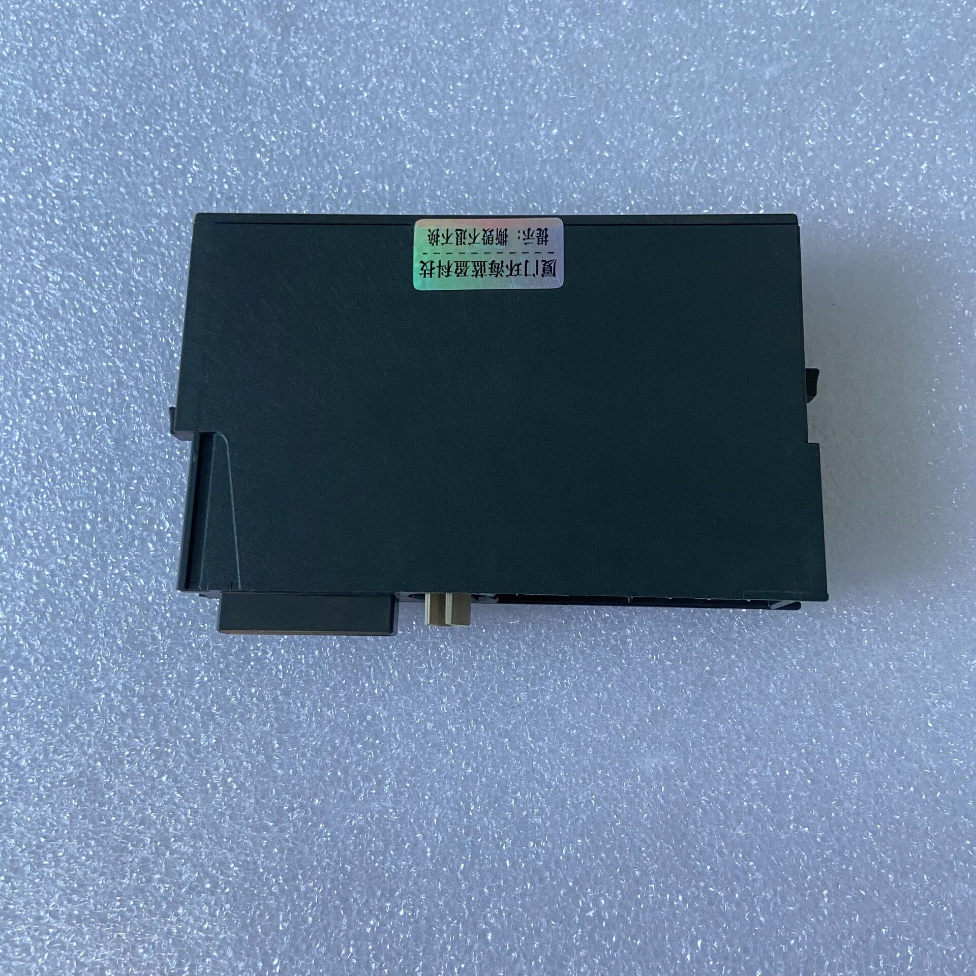 Siemens 6ES7131-4BB01-0AB0 Модуль ET-200 3