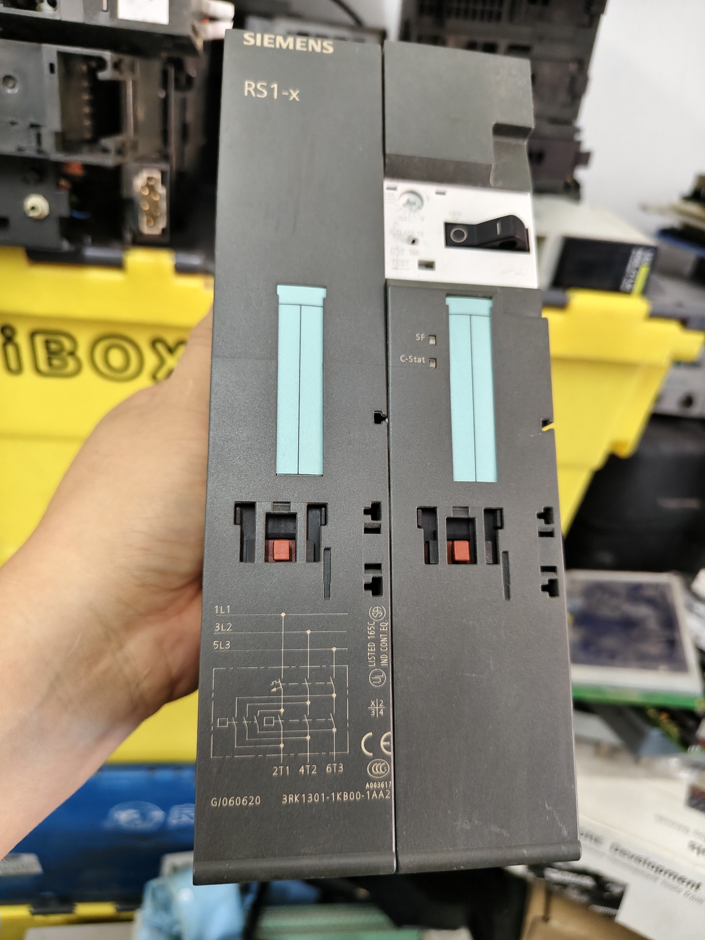 Siemens 3RK1301-1KB00-1AA2 Модуль ET-200
