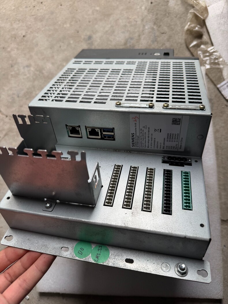 Siemens 6FC5317-4AA00-1CA0 ПЛК / Контроллеры 2
