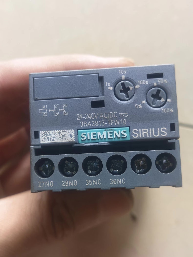 Siemens 3RA2813-1FW10 Модуль
