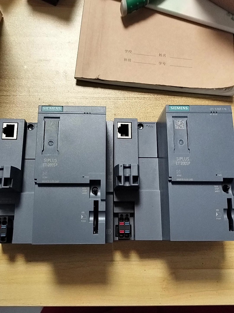 Siemens 6AG1510-1DJ01-2AB0 Модуль ET-200 2