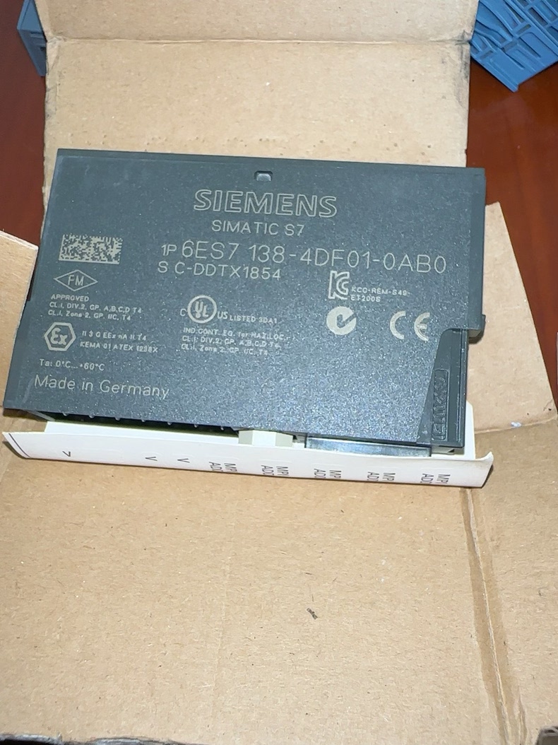 Siemens 6ES7138-4DF01-0AB0 Модуль ET-200