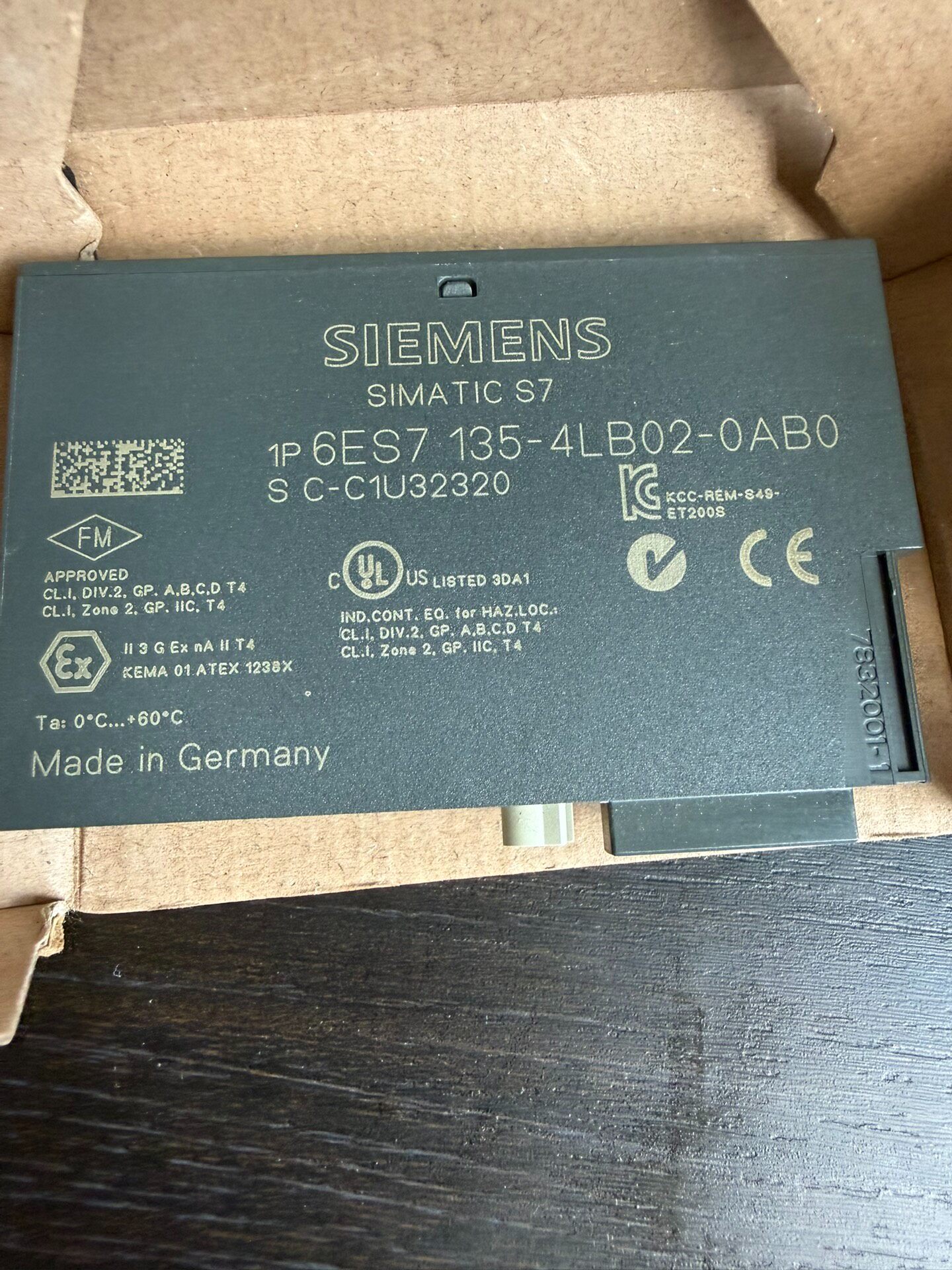 Siemens 6ES7135-4LB02-0AB0 Модуль ET-200