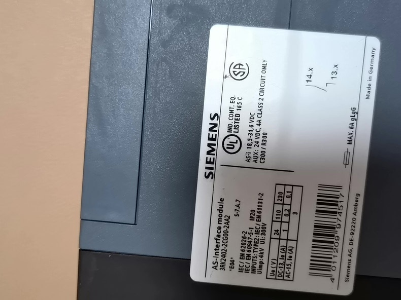 Siemens 3RK2402-2CG00-2AA2 Модуль 3