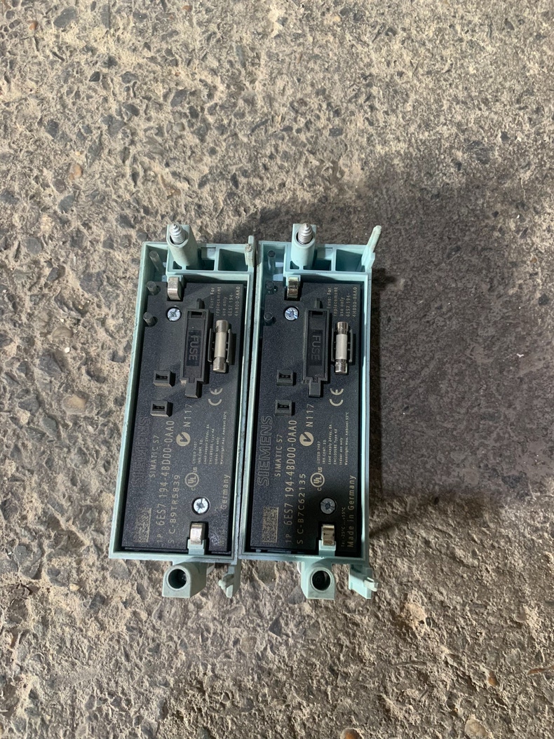 Siemens 6ES7194-4BD00-0AA0 Модуль ET-200