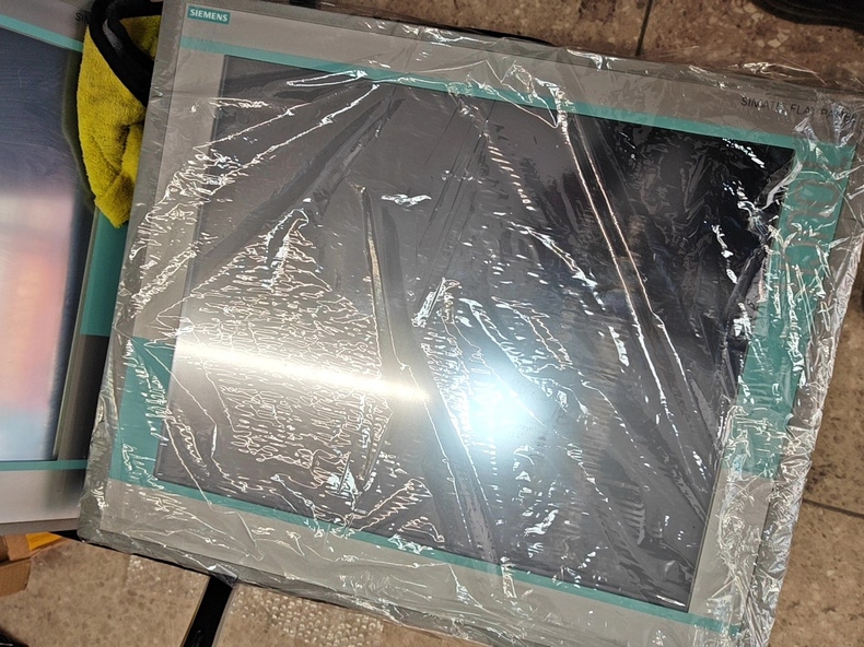 Siemens 6AV7861-3TB00-2AA0 Модуль