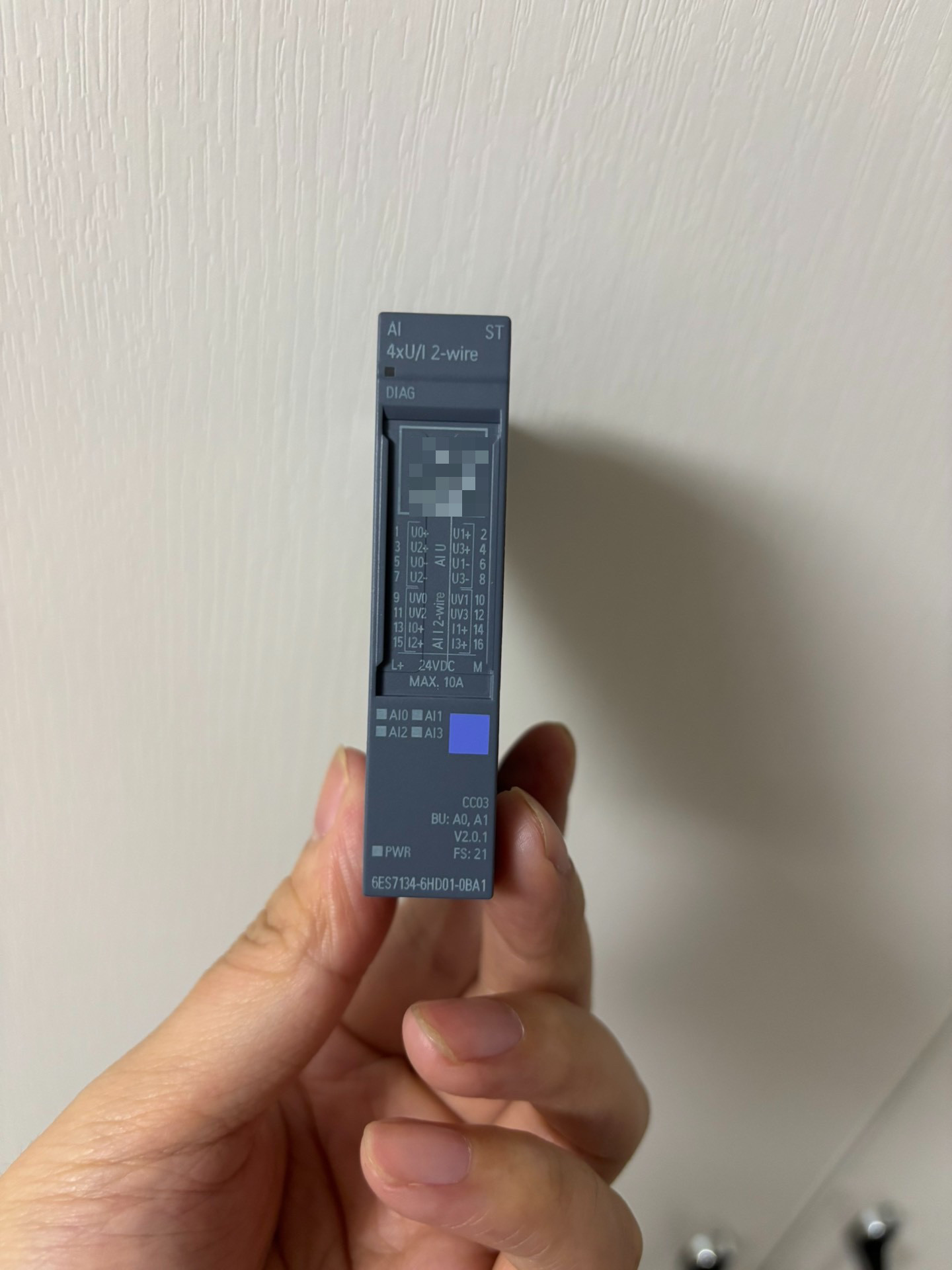 Siemens 6ES7134-6HD01-0BA1 Модуль ET-200 2