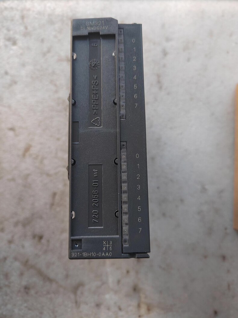 Siemens 6ES7321-1BH10-0AA0 Модуль S7-300
