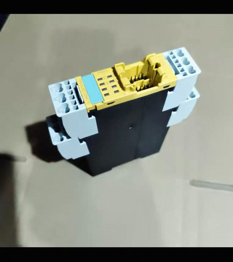 Siemens 3RK3242-2AA10 Модуль